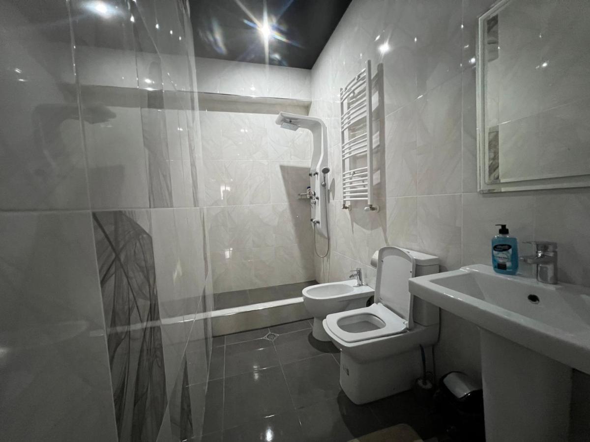 Cosy Apartment In The City Centre Tbilisi ภายนอก รูปภาพ